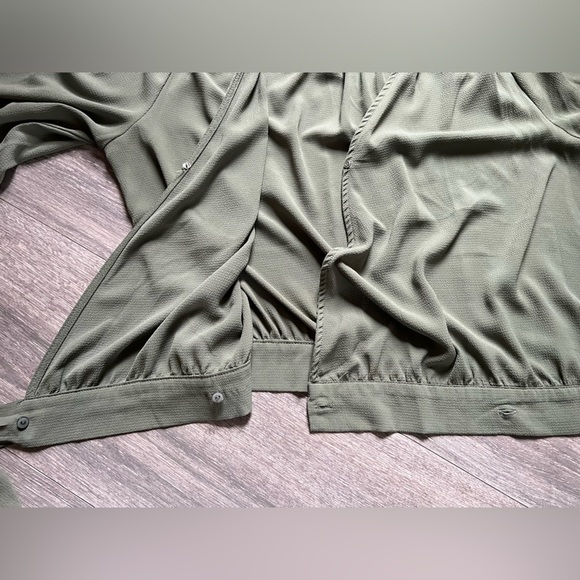 Japna Surplice Cropped Sleeve Side Tie Blouse Olive Green Size Medium - Picture 4 of 7